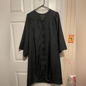 Oak Hall Green Weaver Graduation Gown